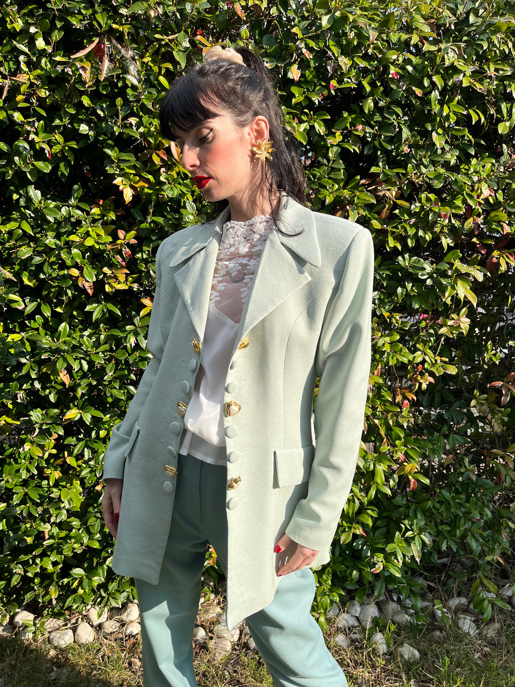 Blazer pastello con bottoni estetici