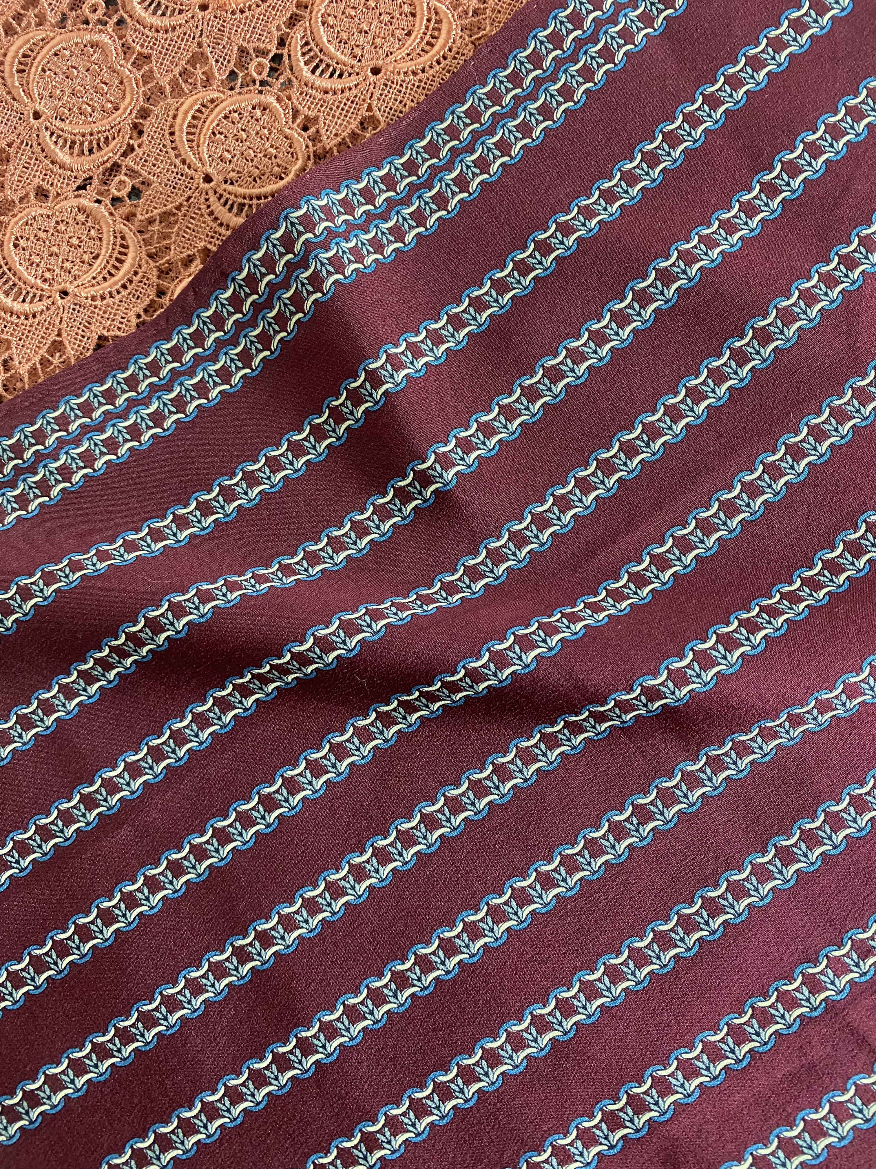 Fazzoletto in pura seta Borgogna