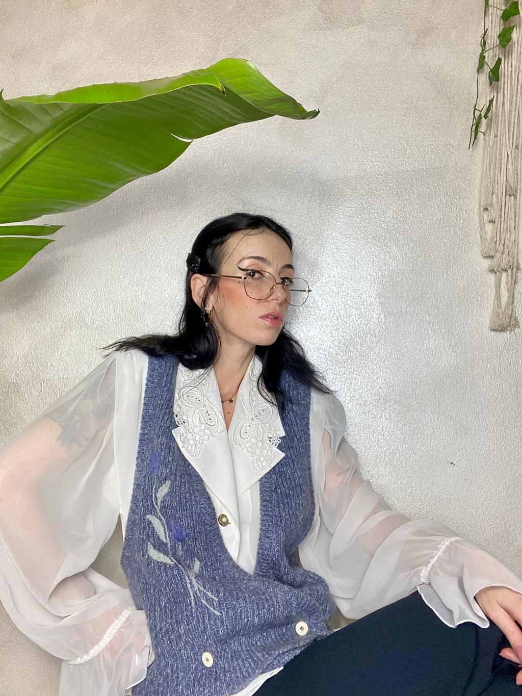 Gilet lilla con trama fiori