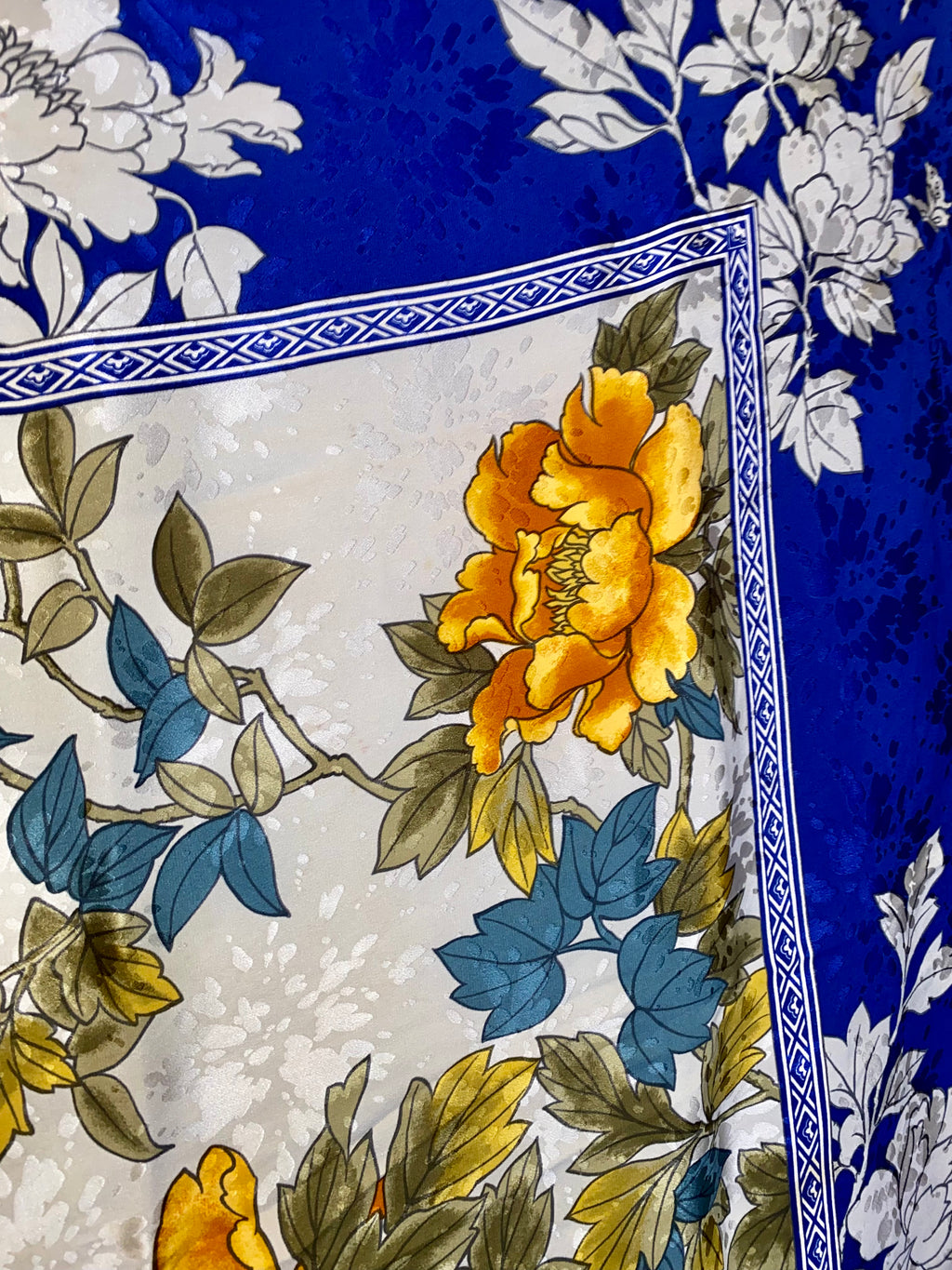 Balenciaga foulard