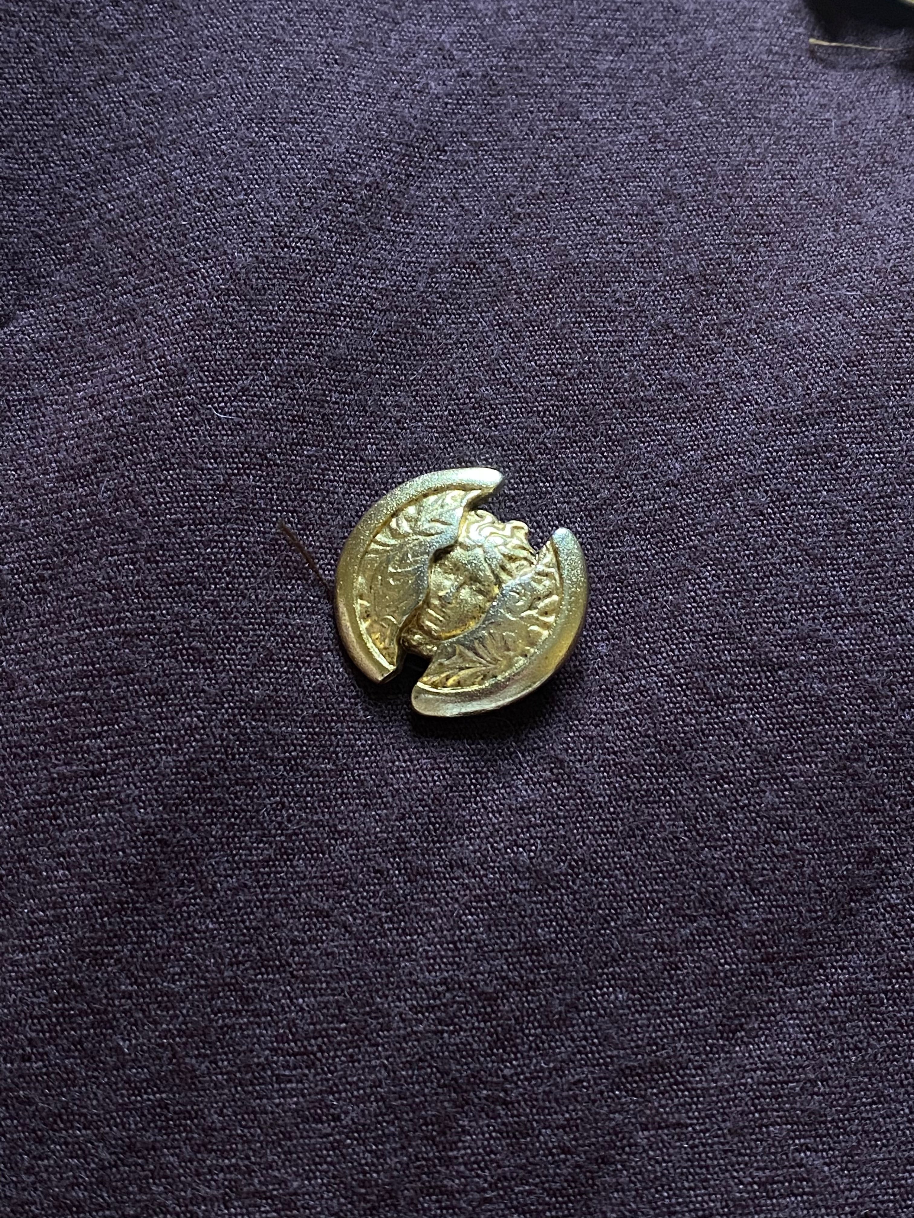 Blazer doppiopetto con bottoni dorati a vista