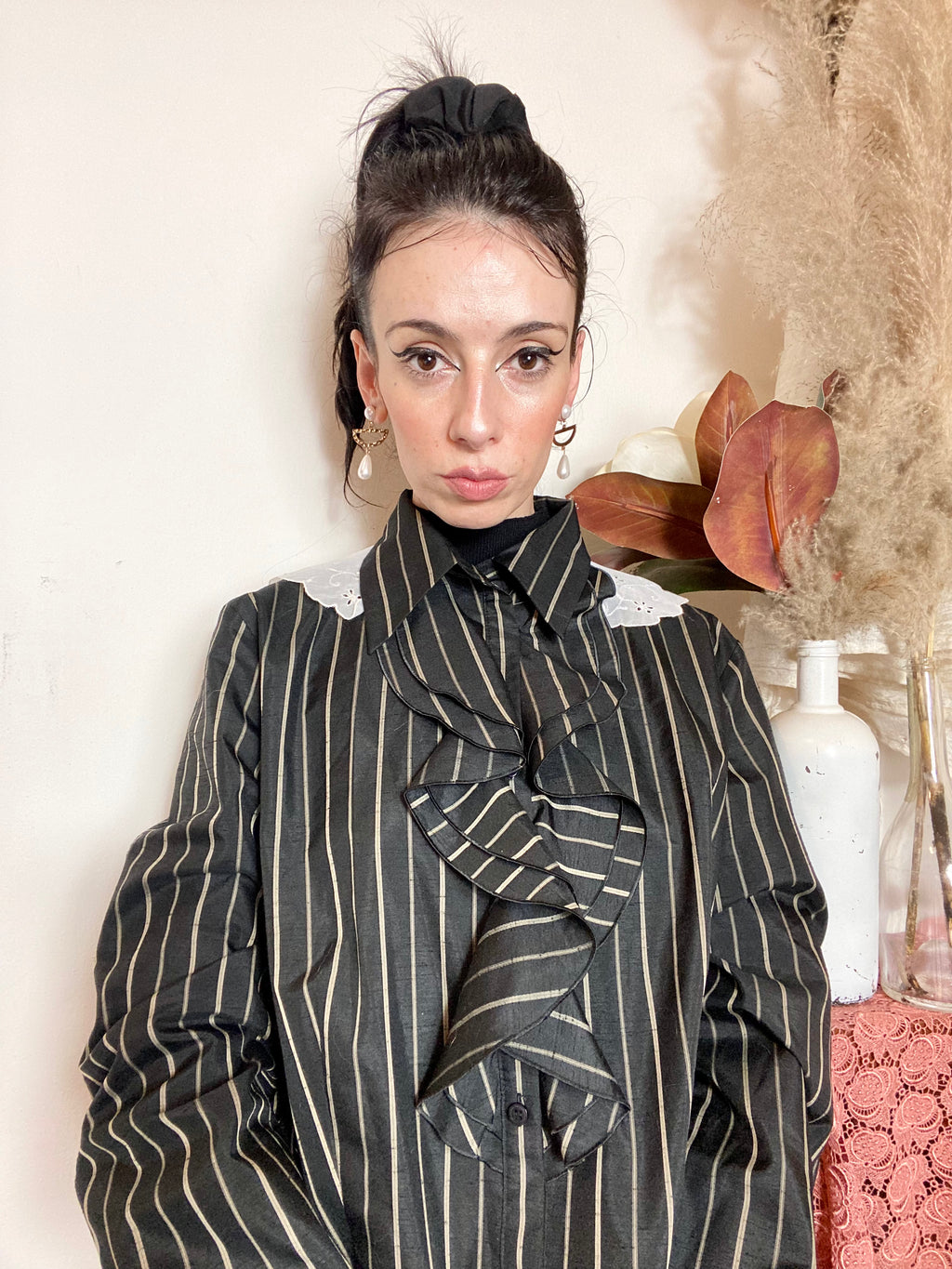 Colletto Puritan in organza con ricami