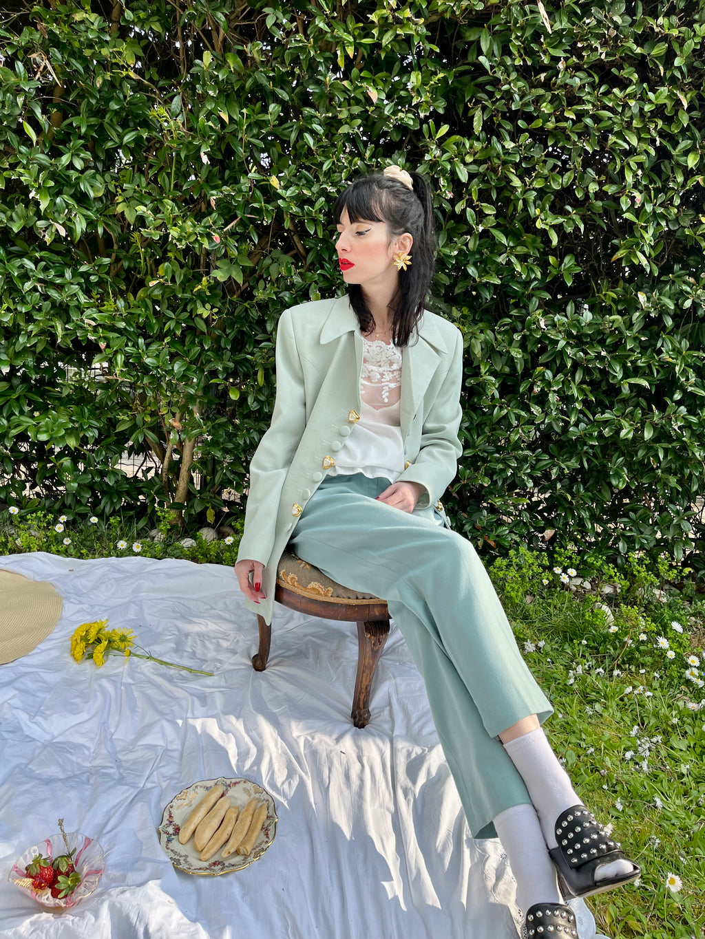 Blazer pastello con bottoni estetici
