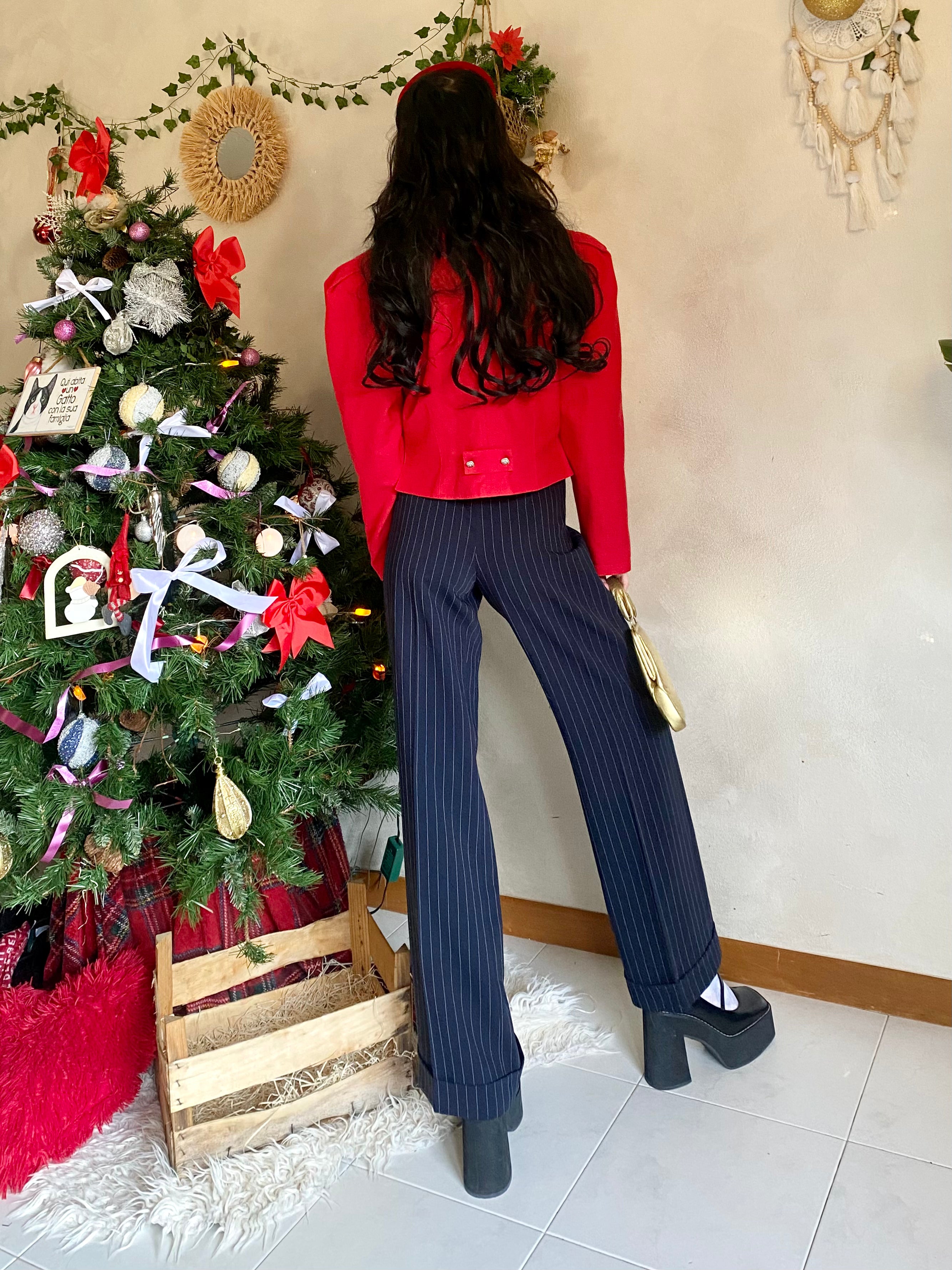 Pantalon large élégant à fines rayures