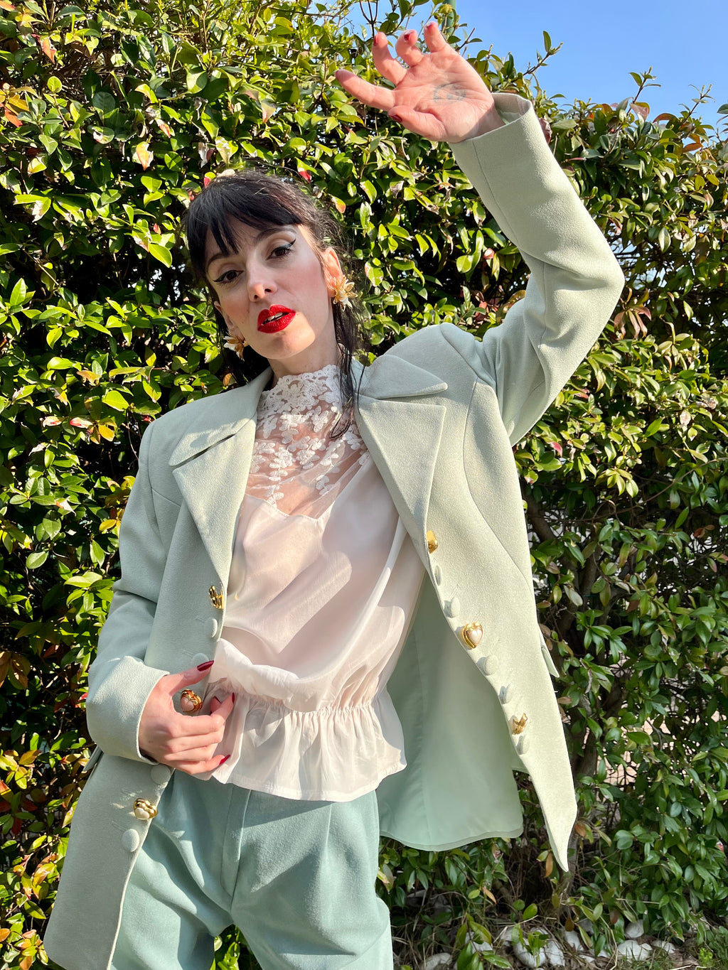 Blazer pastello con bottoni estetici
