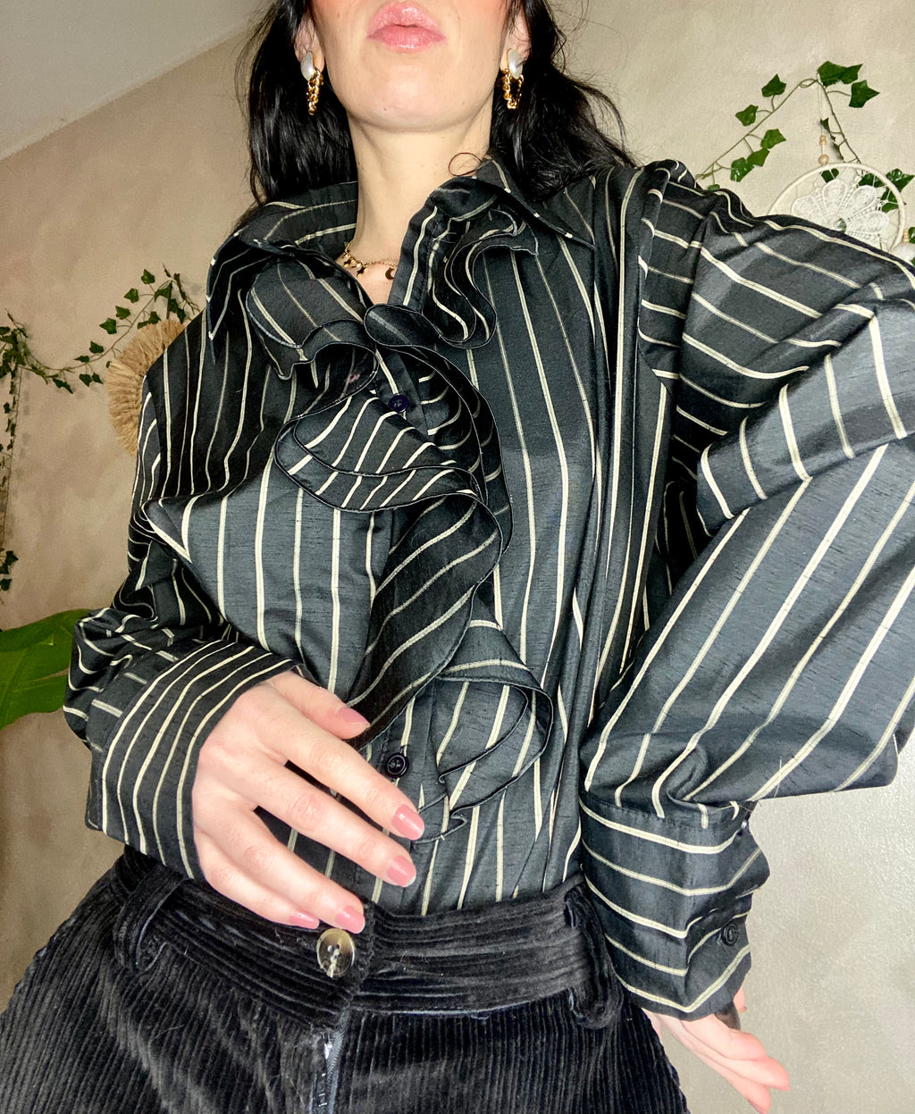 Camicia bavero jabot gessata