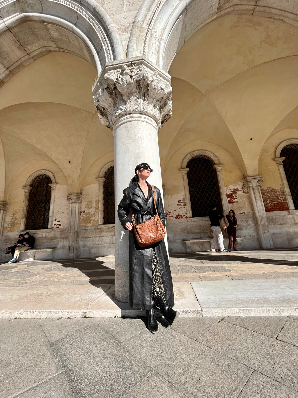 Trench in pelle monopetto