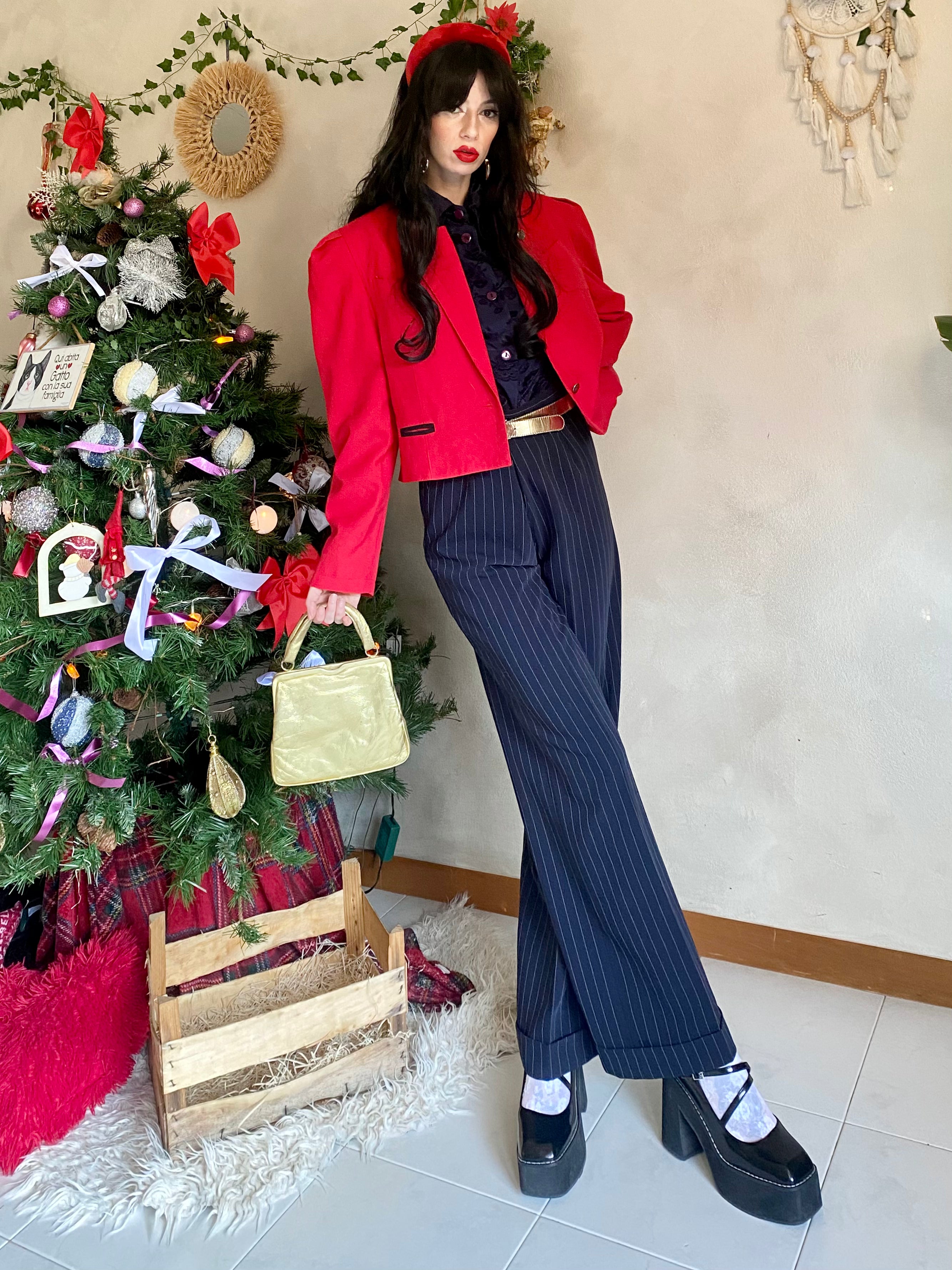 Pantalon large élégant à fines rayures