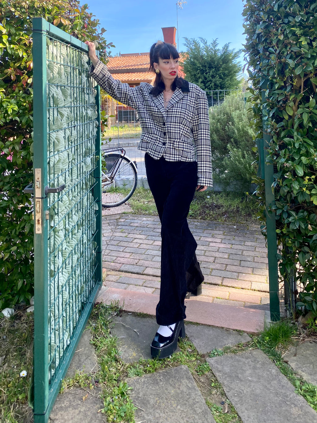 Pantaloni 90s modello skater