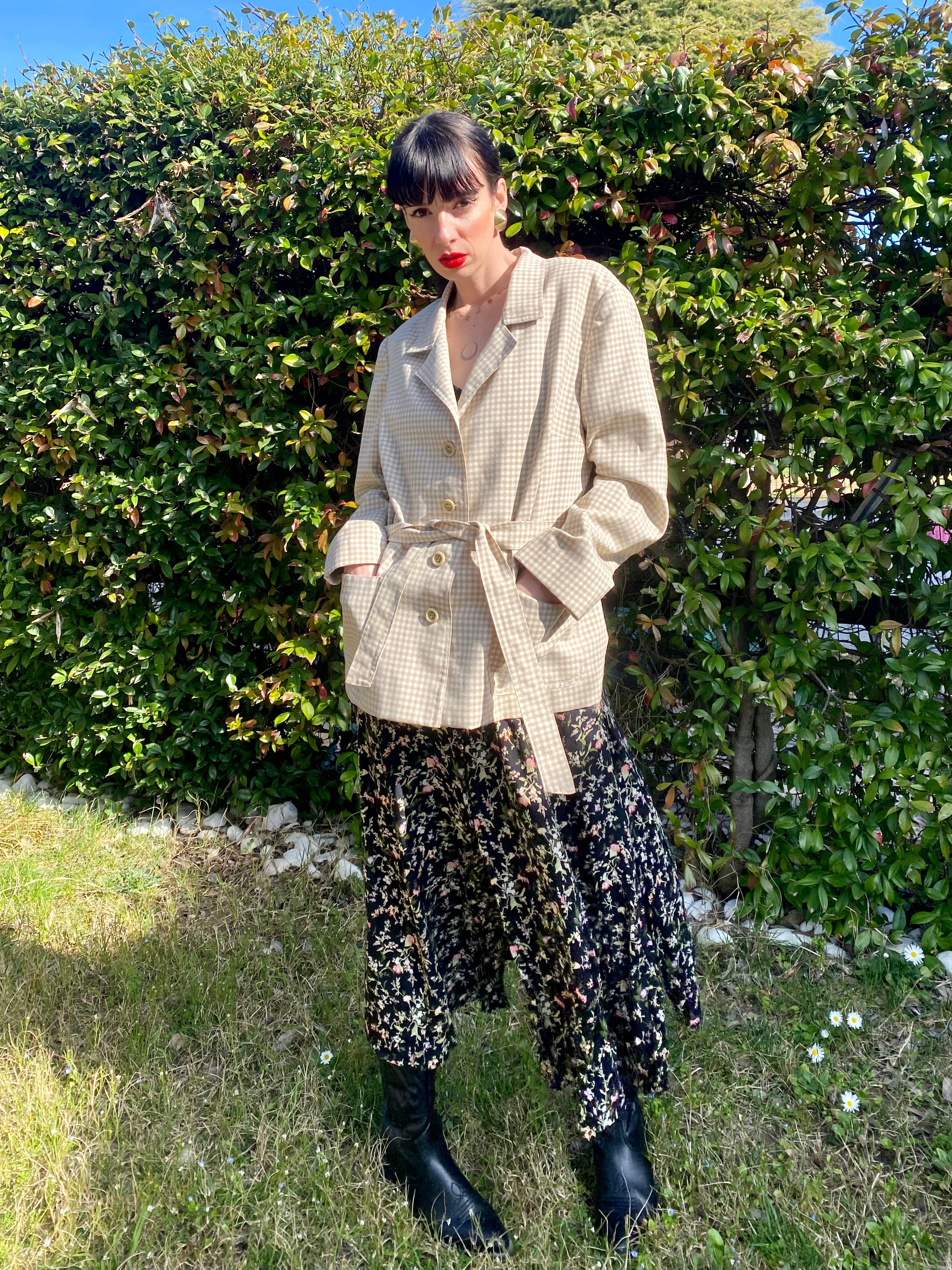 Blazer Vichy crema con cintura in vita