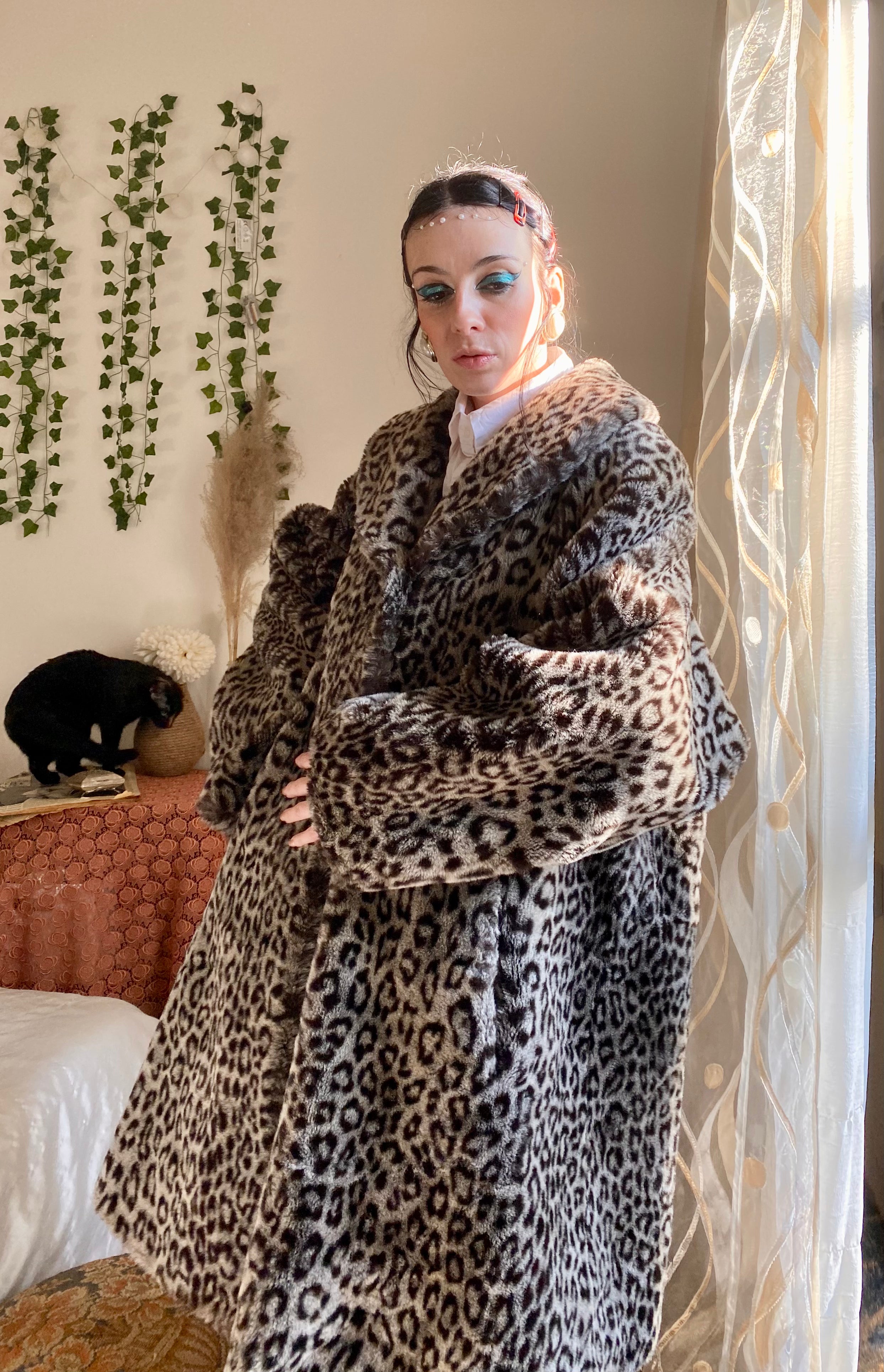 Manteau en fourrure synthétique léopard